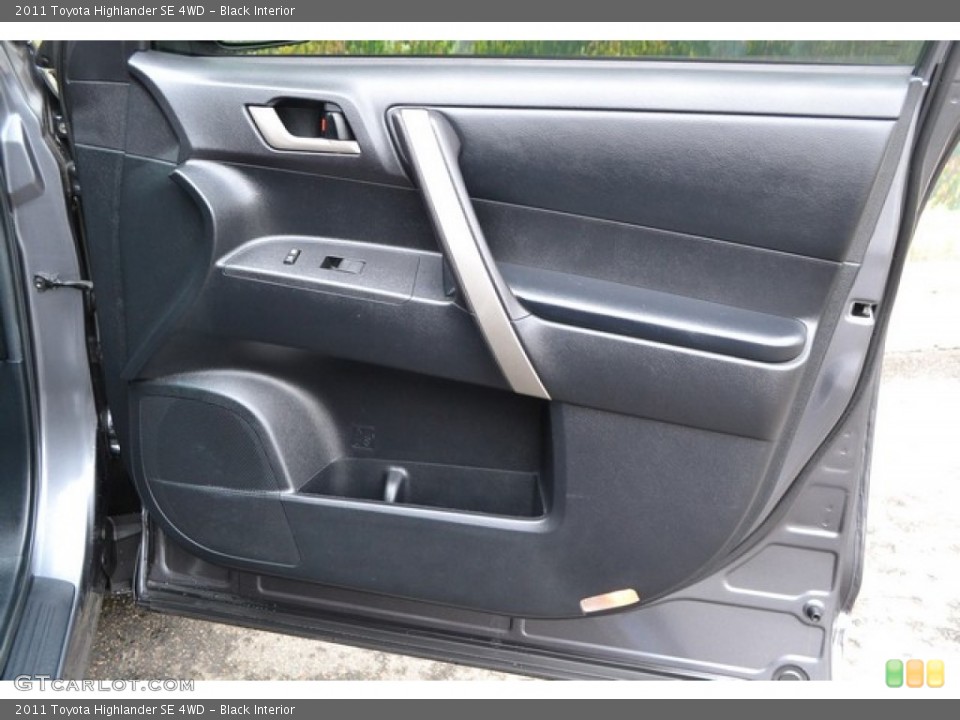 Black Interior Door Panel for the 2011 Toyota Highlander SE 4WD #103497494