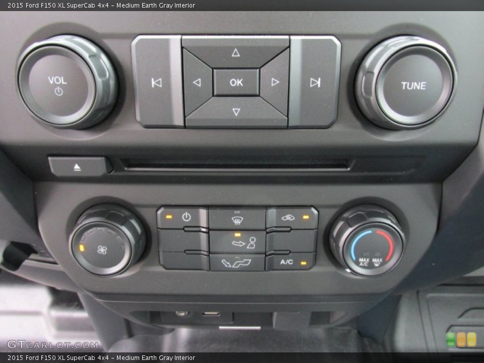 Medium Earth Gray Interior Controls for the 2015 Ford F150 XL SuperCab 4x4 #103601510