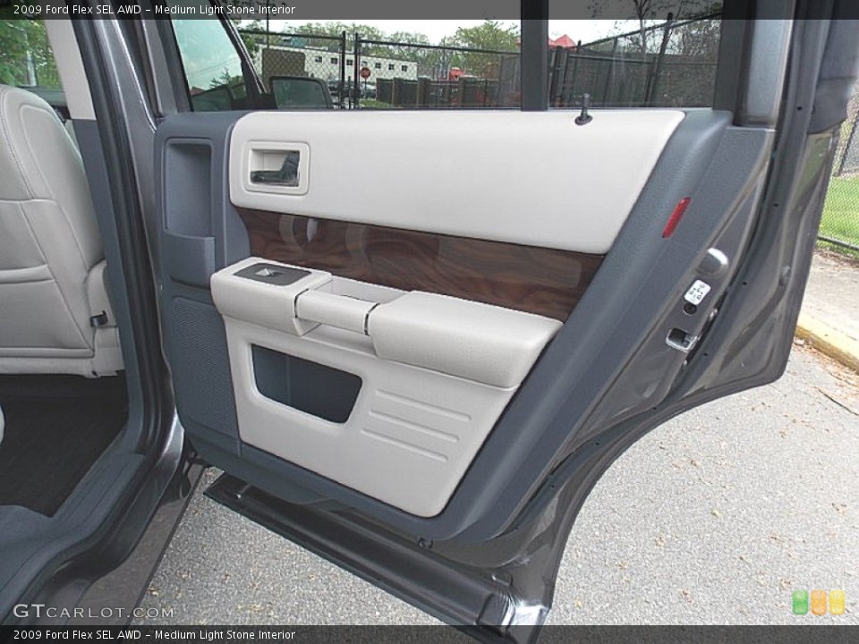 Medium Light Stone Interior Door Panel for the 2009 Ford Flex SEL AWD #103714962
