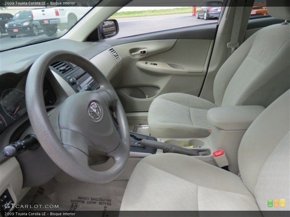 Bisque Interior Photo for the 2009 Toyota Corolla LE #103721983