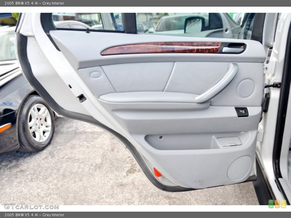 Grey Interior Door Panel for the 2005 BMW X5 4.4i #103777463