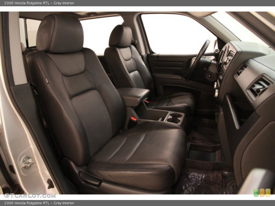 Gray 2006 Honda Ridgeline Interiors