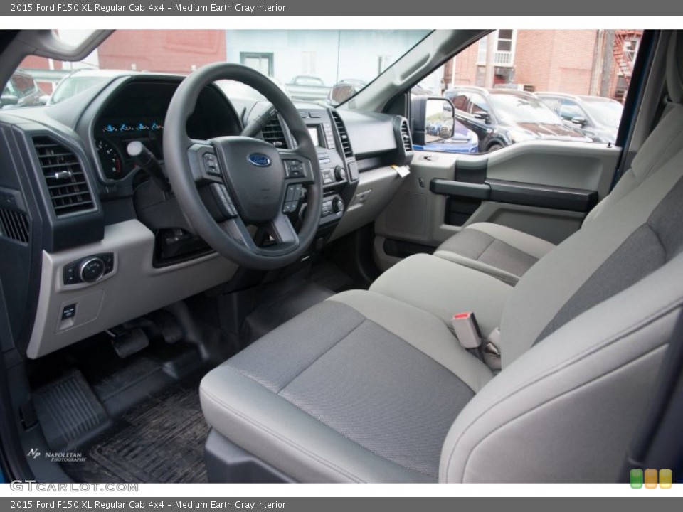Medium Earth Gray Interior Photo for the 2015 Ford F150 XL Regular Cab 4x4 #103870215