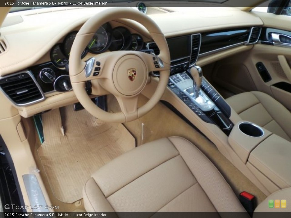 Luxor Beige Interior Prime Interior for the 2015 Porsche Panamera S E-Hybrid #103992541