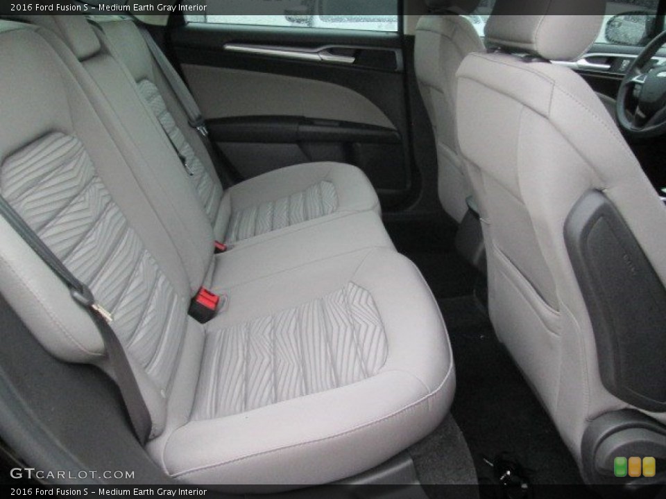 Medium Earth Gray Interior Rear Seat for the 2016 Ford Fusion S #104017600