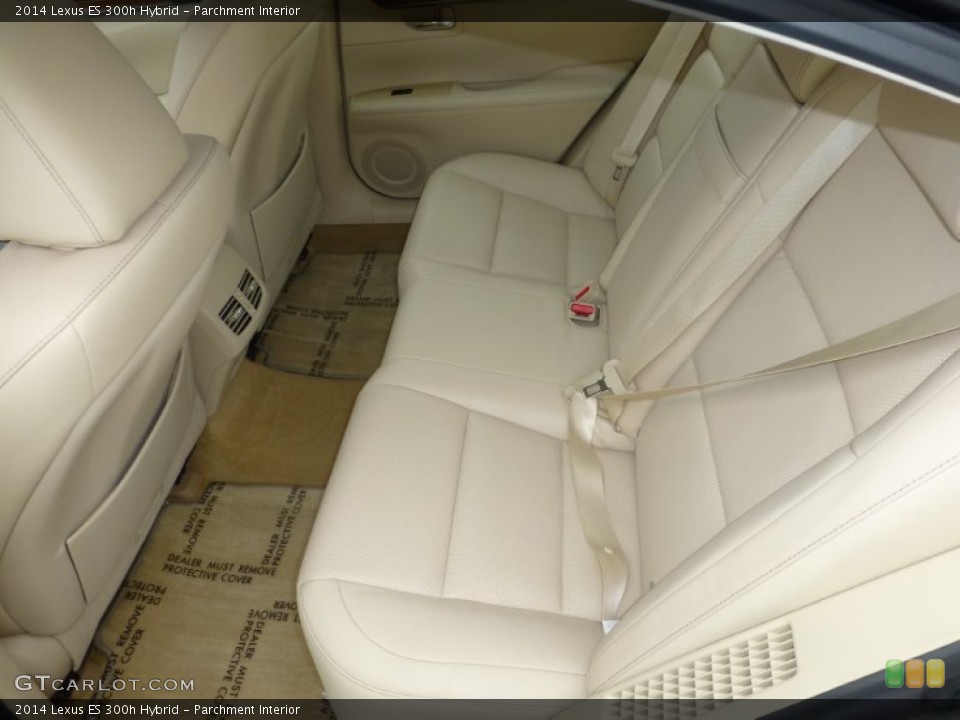 Parchment Interior Rear Seat for the 2014 Lexus ES 300h Hybrid #104049975