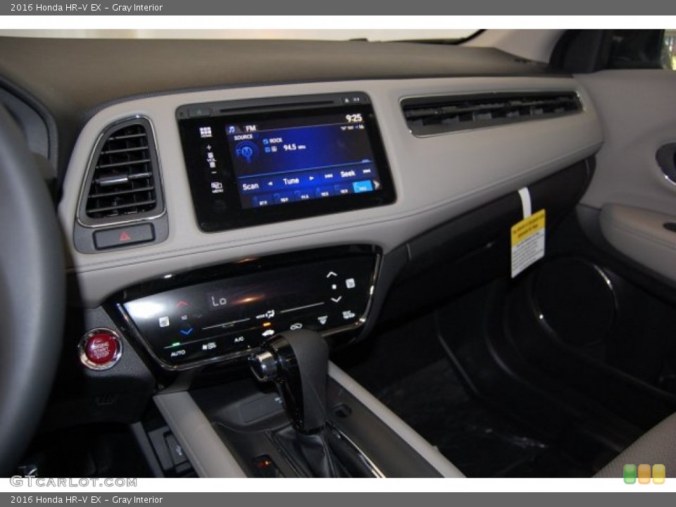 Gray Interior Controls for the 2016 Honda HR-V EX #104086300