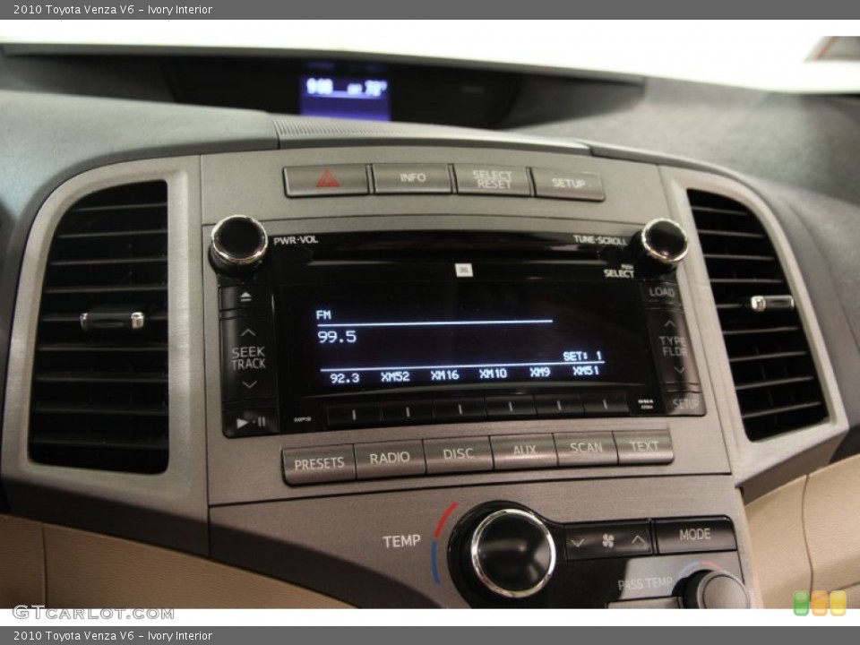 Ivory Interior Controls for the 2010 Toyota Venza V6 #104239709