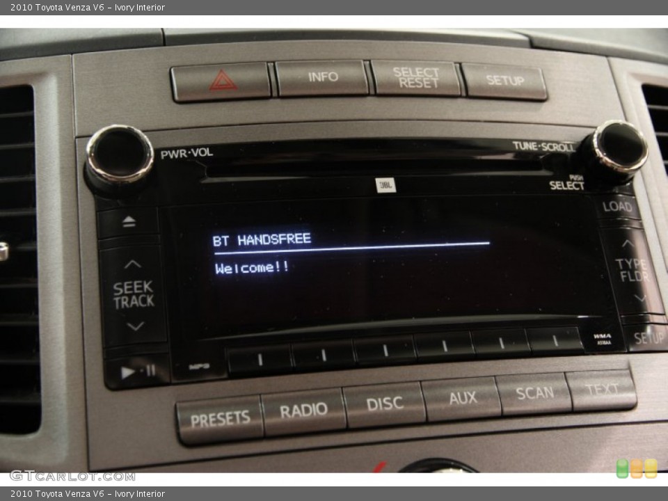Ivory Interior Controls for the 2010 Toyota Venza V6 #104239733