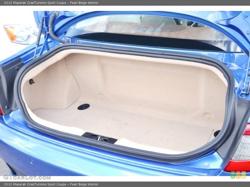 Pearl Beige Interior Trunk for the 2013 Maserati GranTurismo Sport Coupe #104240645