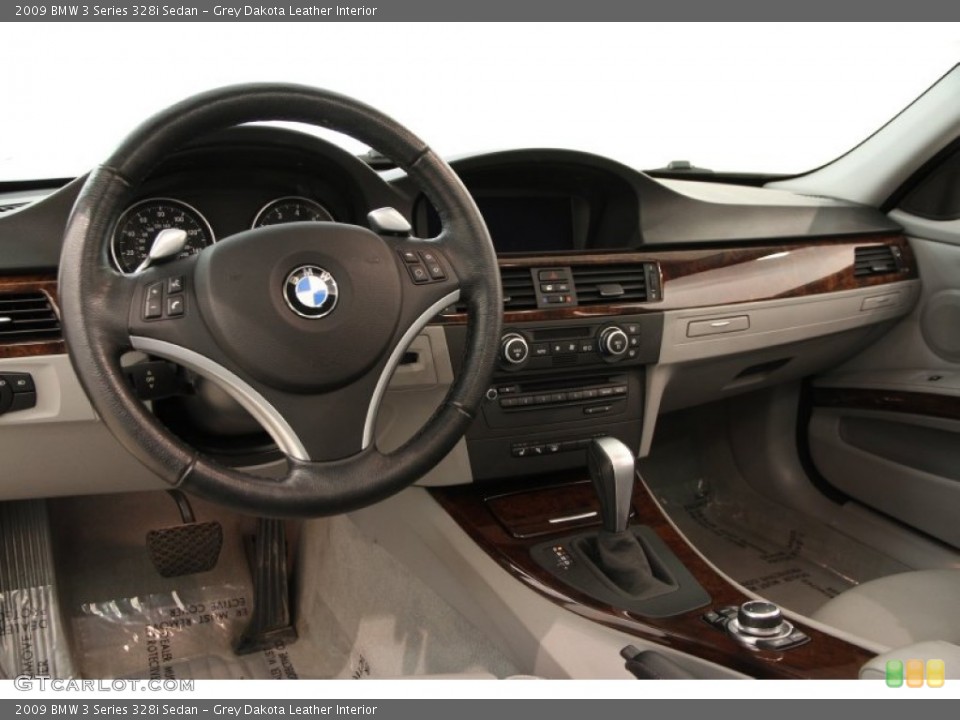 Grey Dakota Leather Interior Dashboard for the 2009 BMW 3 Series 328i Sedan #104289026