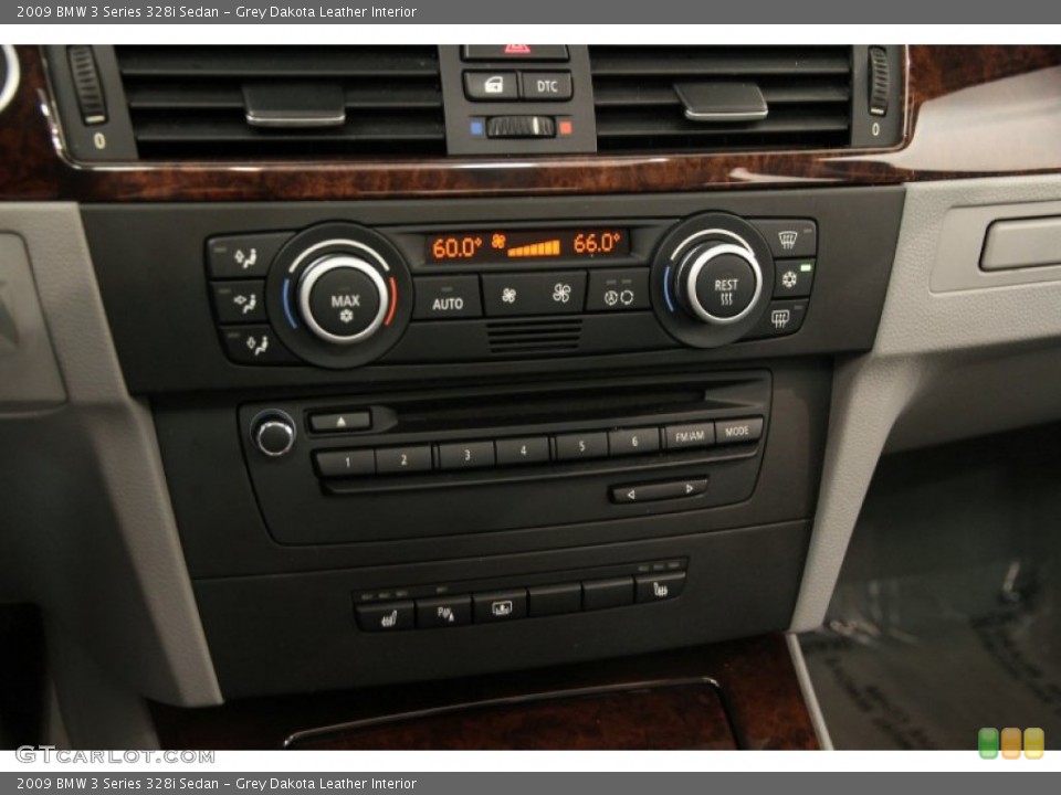 Grey Dakota Leather Interior Controls for the 2009 BMW 3 Series 328i Sedan #104289116