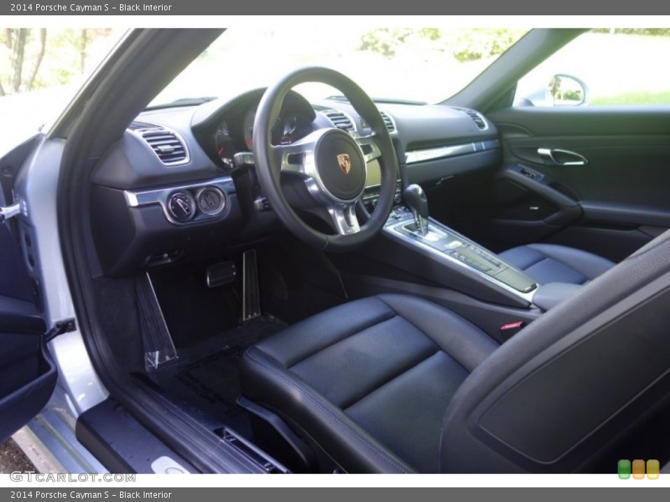 Black Interior Photo for the 2014 Porsche Cayman S #104465080