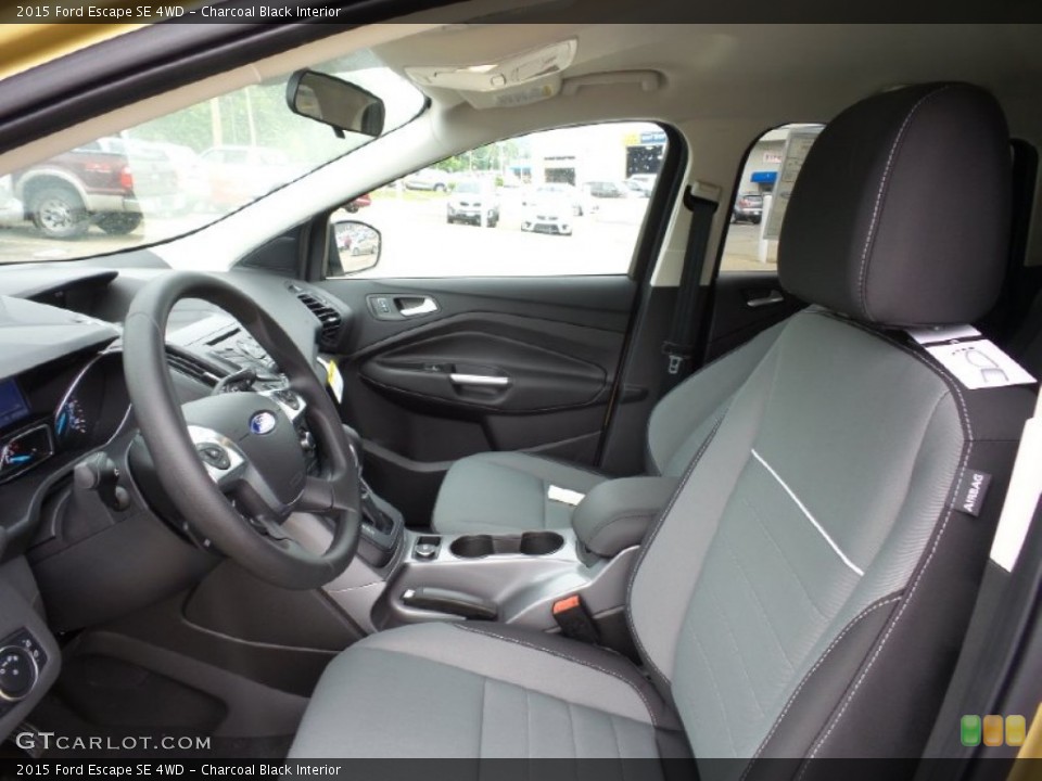 Charcoal Black Interior Photo for the 2015 Ford Escape SE 4WD #104621477