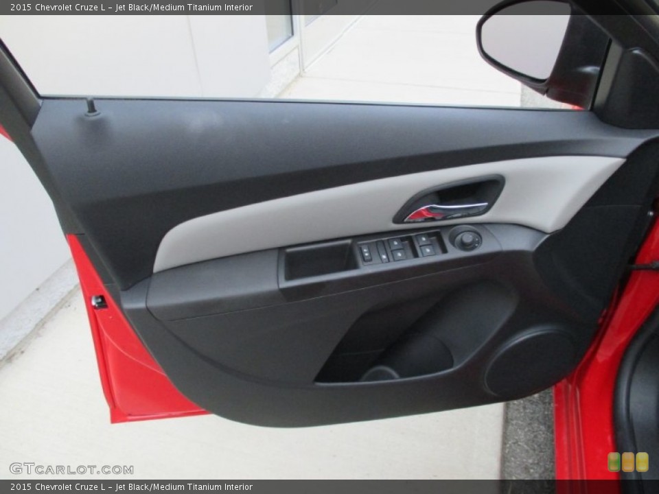 Jet Black/Medium Titanium Interior Door Panel for the 2015 Chevrolet Cruze L #104657317