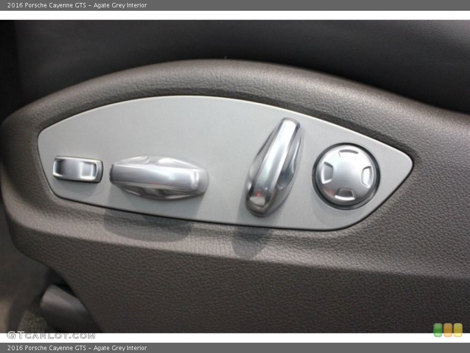 Agate Grey Interior Controls for the 2016 Porsche Cayenne GTS #104683785