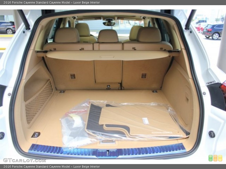 Luxor Beige Interior Trunk for the 2016 Porsche Cayenne  #104684805