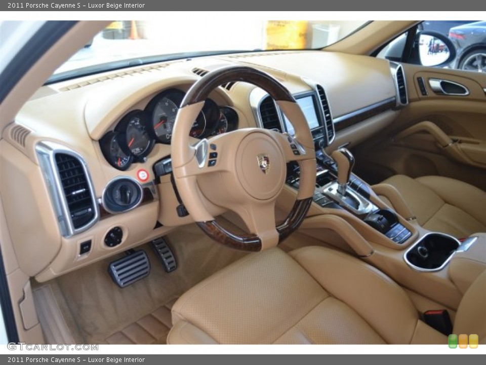 Luxor Beige Interior Front Seat for the 2011 Porsche Cayenne S #104708442