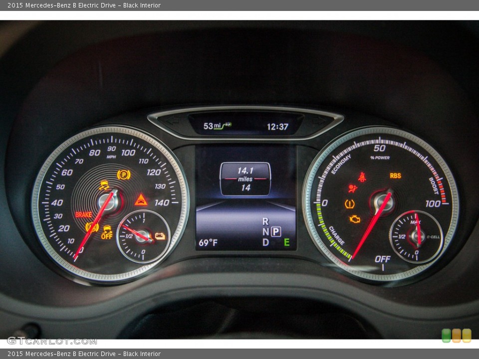 Black Interior Gauges for the 2015 Mercedes-Benz B Electric Drive #104752558