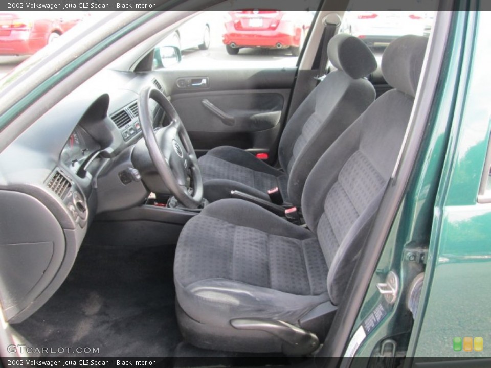 Black Interior Front Seat for the 2002 Volkswagen Jetta GLS Sedan #104822839