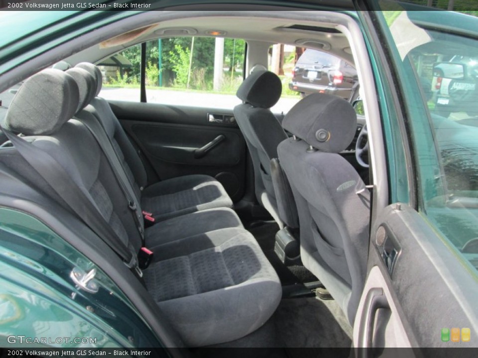 Black Interior Rear Seat for the 2002 Volkswagen Jetta GLS Sedan #104822944