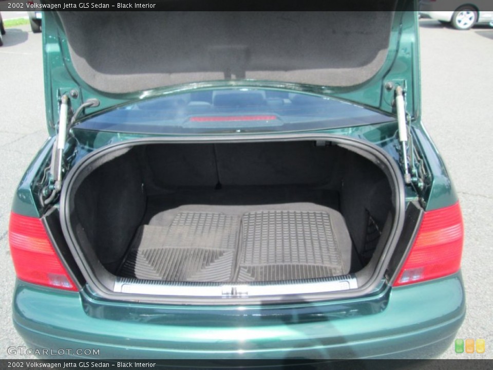 Black Interior Trunk for the 2002 Volkswagen Jetta GLS Sedan #104822962