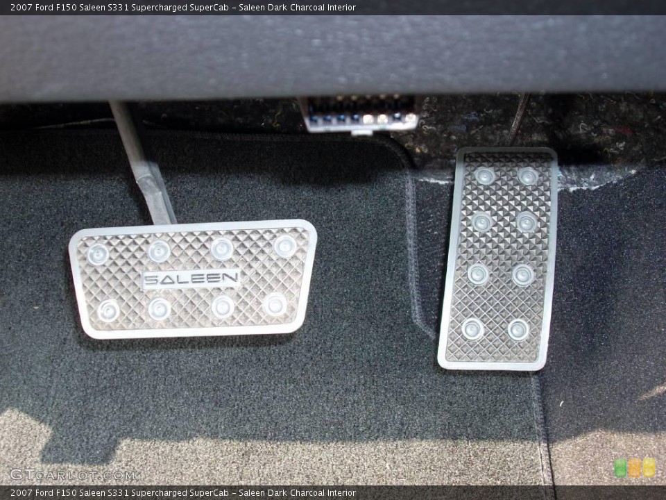 Saleen Dark Charcoal Interior Controls for the 2007 Ford F150 Saleen S331 Supercharged SuperCab #10487423