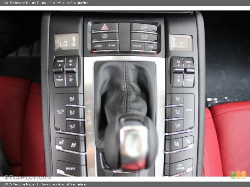 Black/Garnet Red Interior Controls for the 2015 Porsche Macan Turbo #104952790