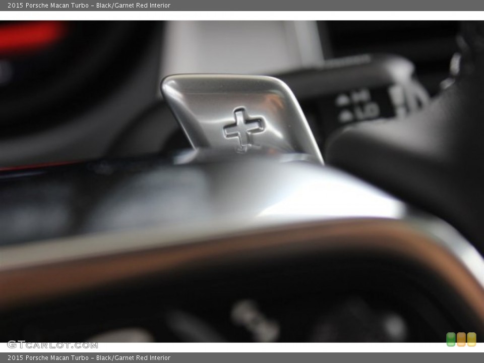Black/Garnet Red Interior Transmission for the 2015 Porsche Macan Turbo #104952945