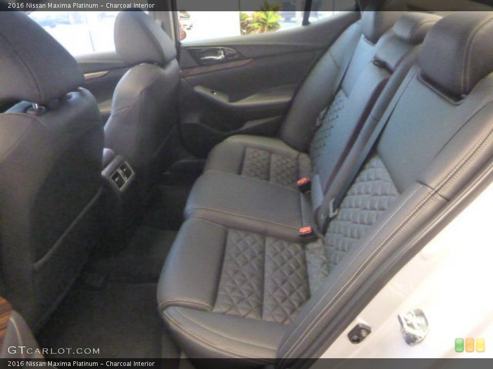Charcoal Interior Rear Seat for the 2016 Nissan Maxima Platinum #105042012