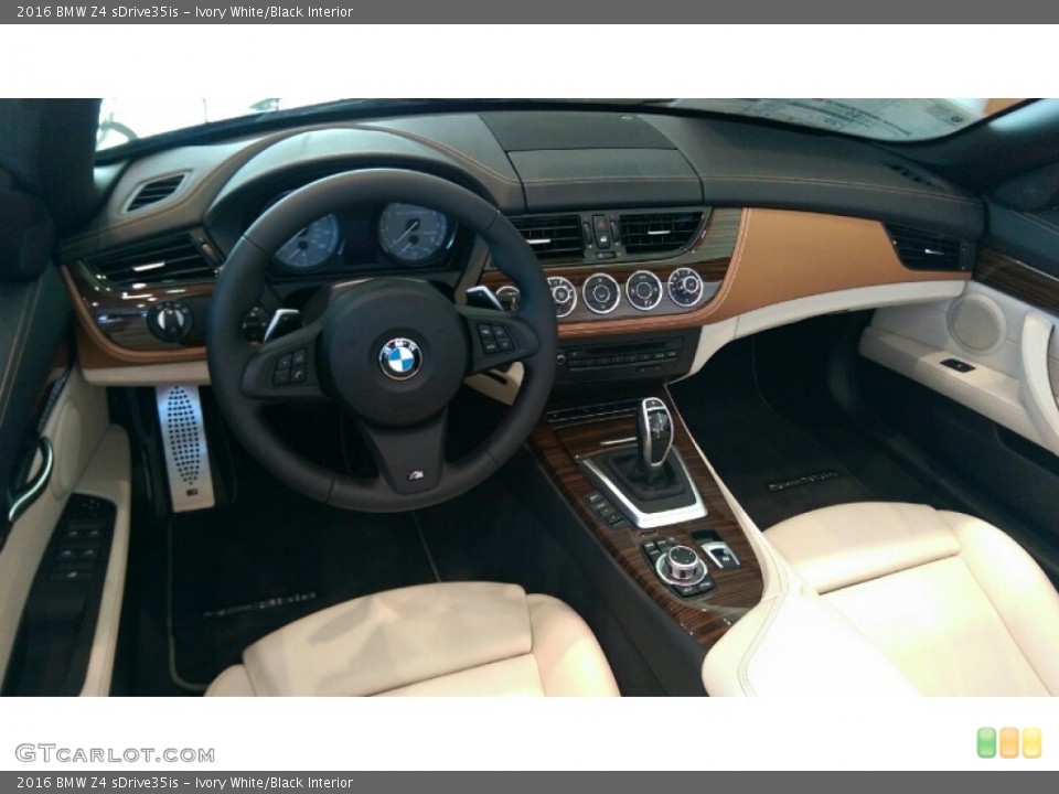Ivory White/Black Interior Photo for the 2016 BMW Z4 sDrive35is #105046878