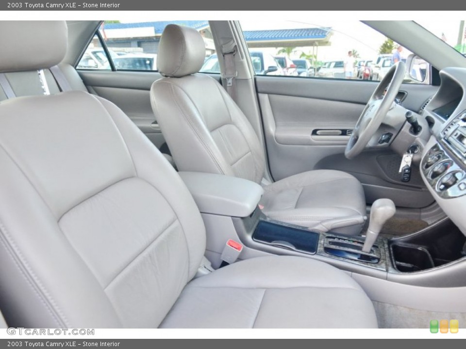 Stone Interior Photo for the 2003 Toyota Camry XLE #105132928