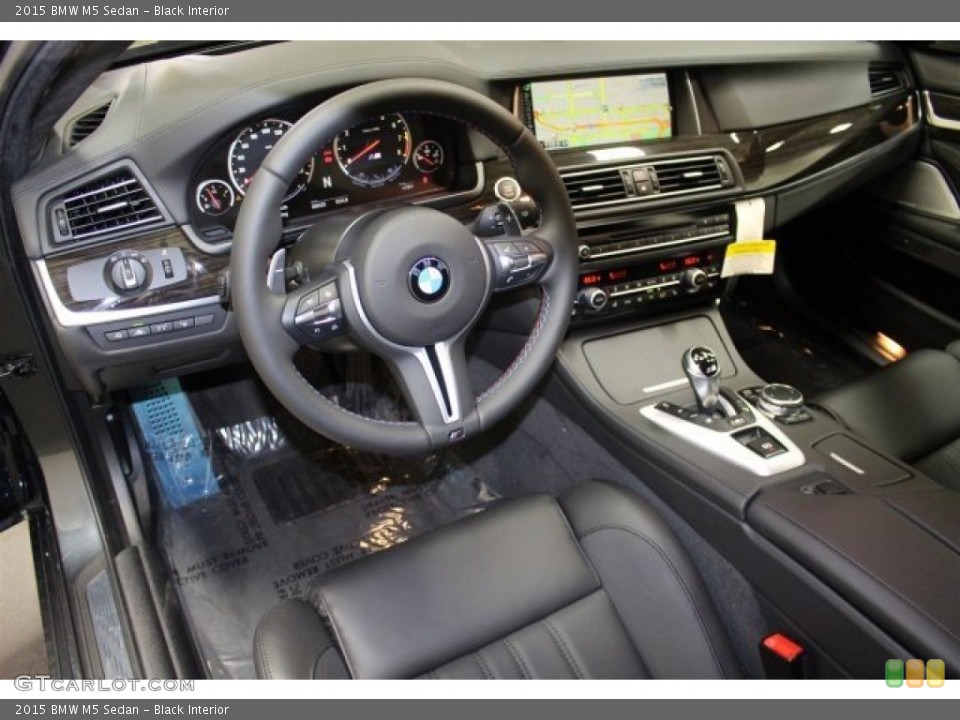 Black Interior Photo for the 2015 BMW M5 Sedan #105134427