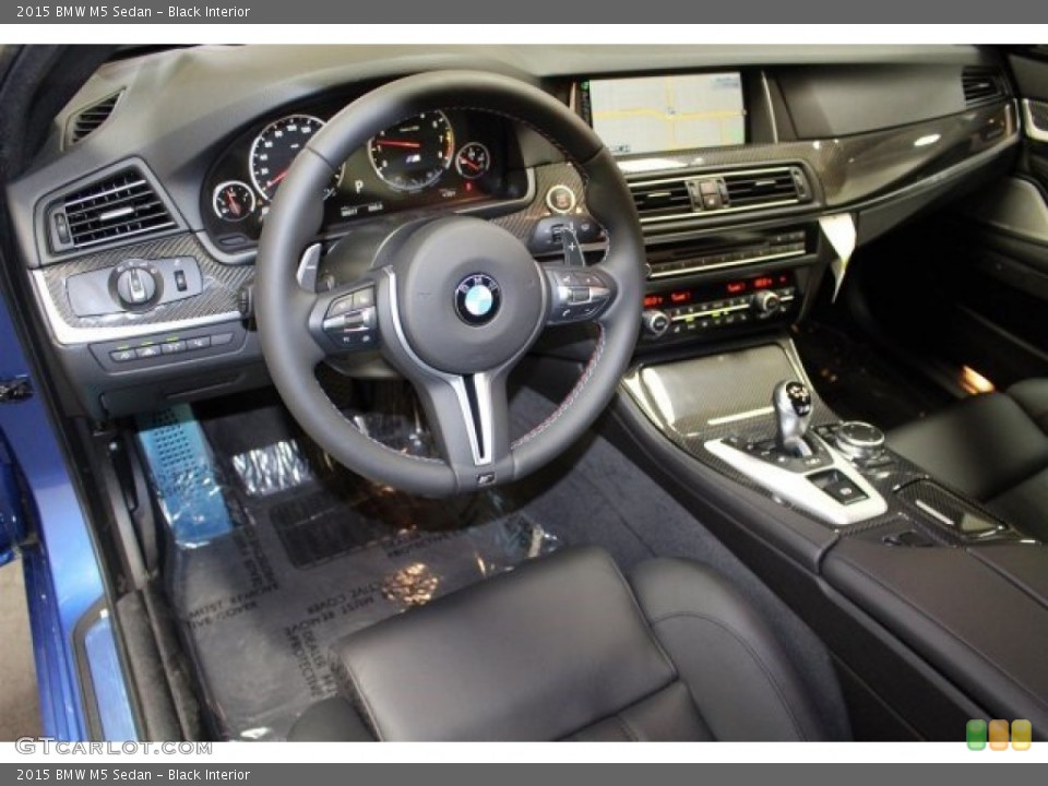 Black Interior Photo for the 2015 BMW M5 Sedan #105134479