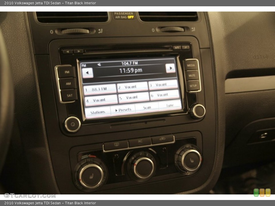Titan Black Interior Controls for the 2010 Volkswagen Jetta TDI Sedan #105157494