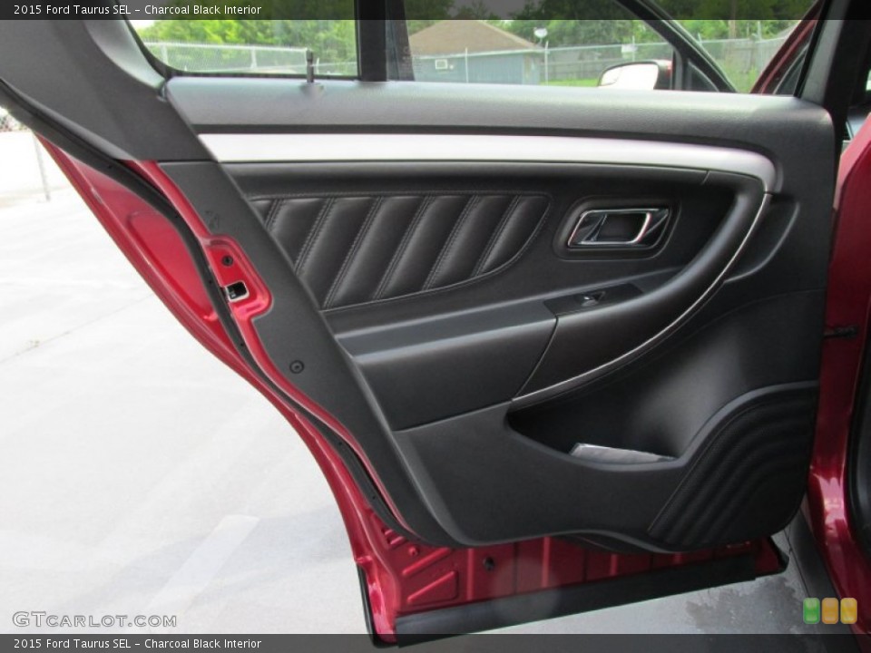 Charcoal Black Interior Door Panel for the 2015 Ford Taurus SEL #105230816