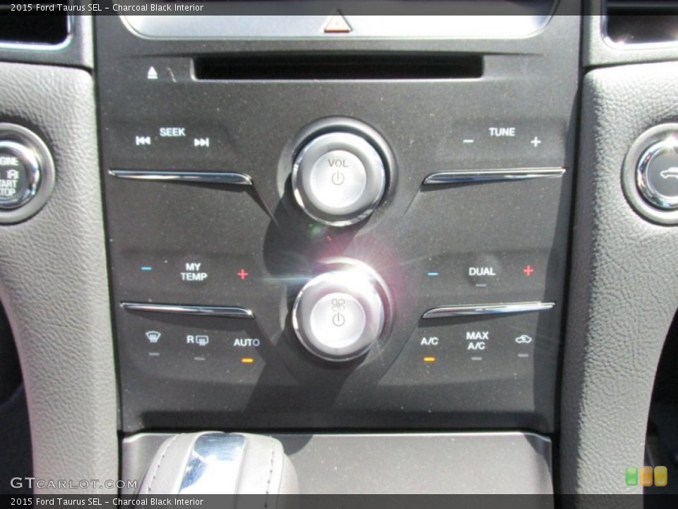 Charcoal Black Interior Controls for the 2015 Ford Taurus SEL #105231032