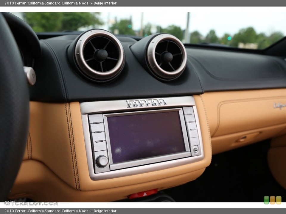 Beige Interior Controls for the 2010 Ferrari California  #105247700