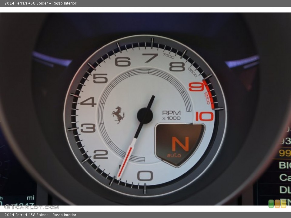 Rosso Interior Gauges for the 2014 Ferrari 458 Spider #105262086