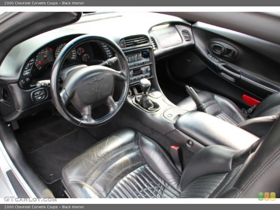Black Interior Photo for the 2000 Chevrolet Corvette Coupe #105288092