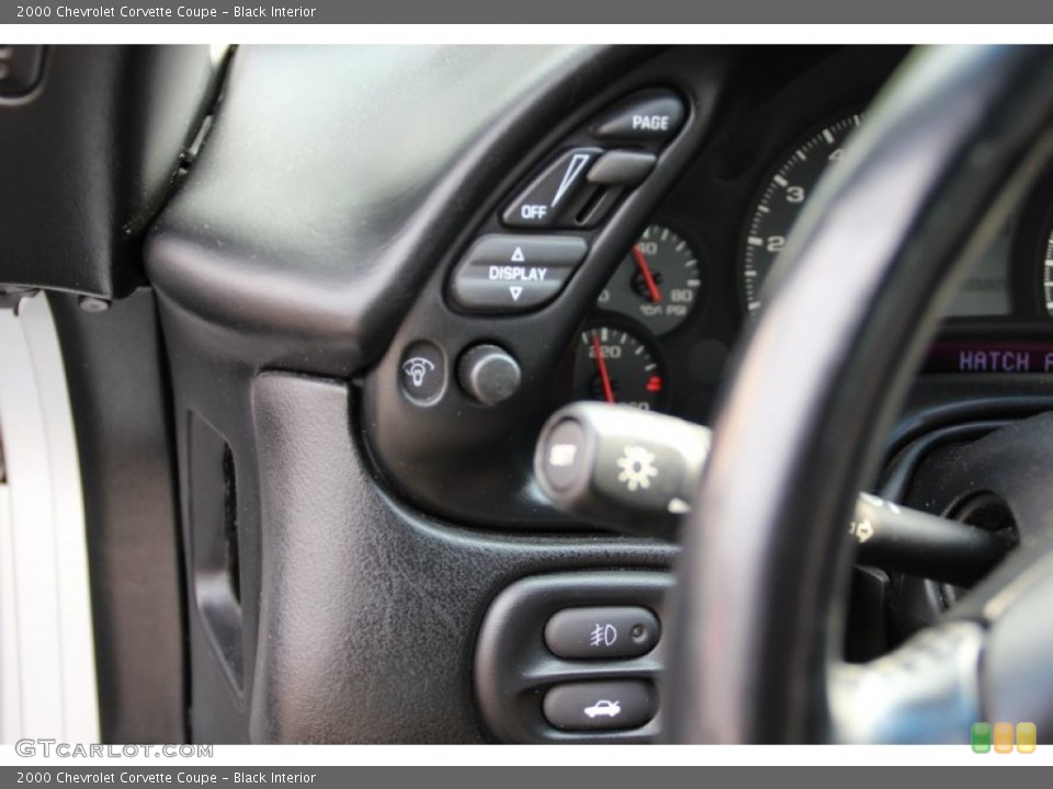 Black Interior Controls for the 2000 Chevrolet Corvette Coupe #105288362