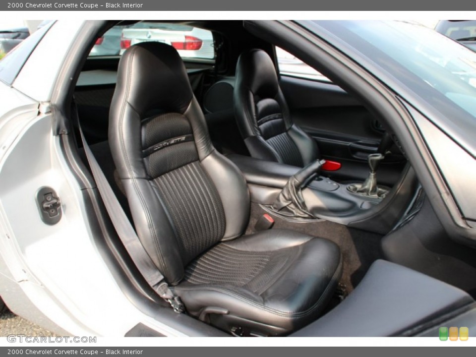 Black Interior Front Seat for the 2000 Chevrolet Corvette Coupe #105288521