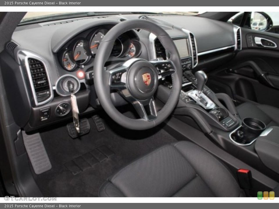 Black Interior Photo for the 2015 Porsche Cayenne Diesel #105322247
