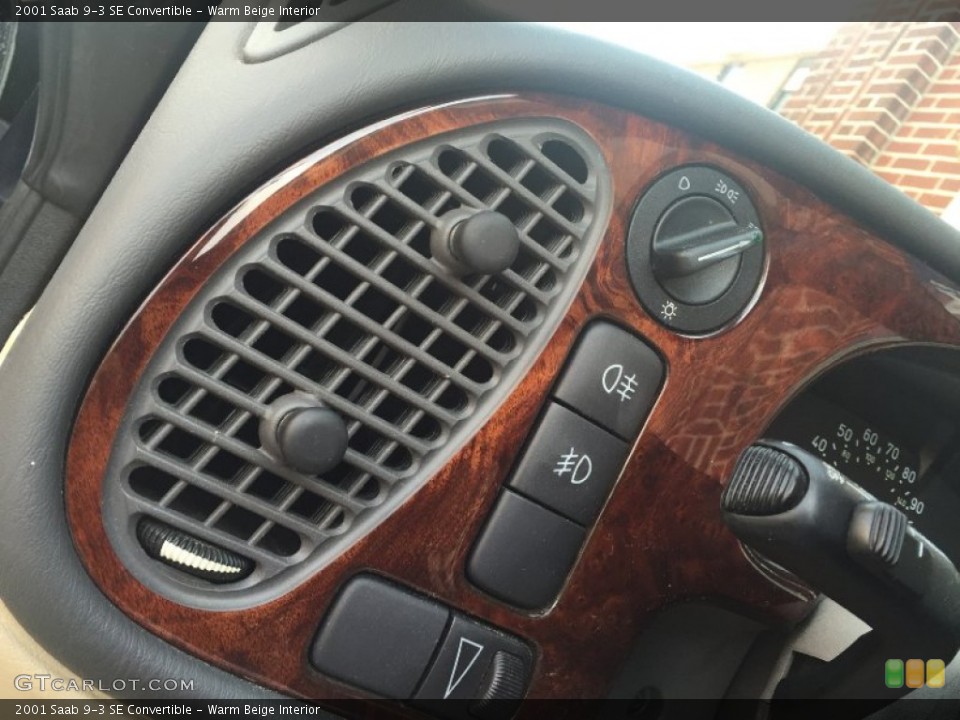 Warm Beige Interior Controls for the 2001 Saab 9-3 SE Convertible #105337002
