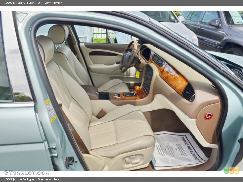 Ivory Interior Photo for the 2008 Jaguar S-Type 3.0 #105357148