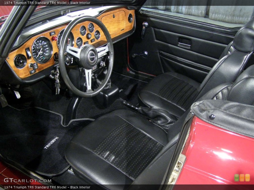Black 1974 Triumph TR6 Interiors