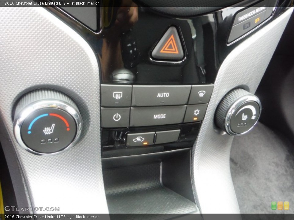 Jet Black Interior Controls for the 2016 Chevrolet Cruze Limited LTZ #105386368