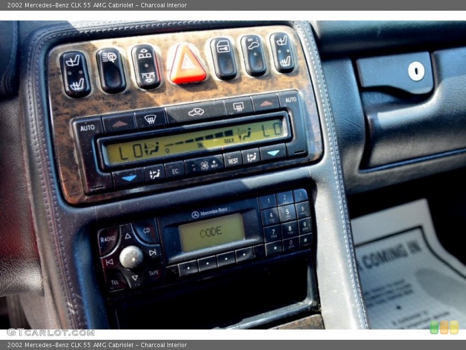 Charcoal Interior Controls for the 2002 Mercedes-Benz CLK 55 AMG Cabriolet #105398079