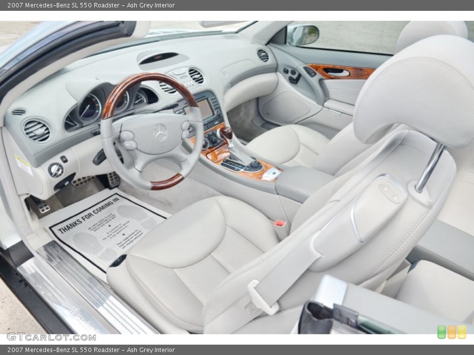 Ash Grey Interior Photo for the 2007 Mercedes-Benz SL 550 Roadster #105497397