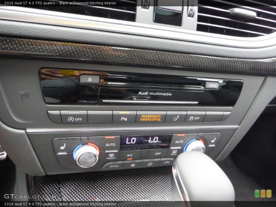 Black w/Diamond Stitching Interior Controls for the 2016 Audi S7 4.0 TFSI quattro #105601662